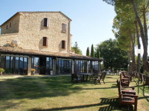 Отель Holiday Home with Pool Tennis Court Parking  Монтельпаро